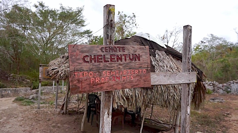 A sign for the Chelentun cenote at Cuzama.