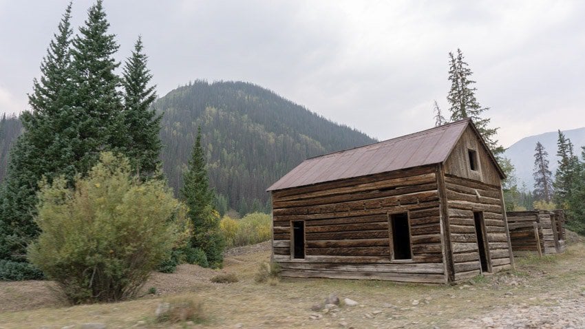 A rutic cabin along the road we drove to southwestern Colorado
